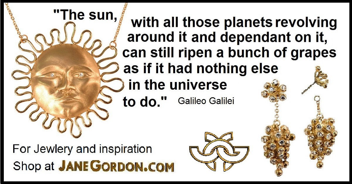 Grapes Huggie Earrings-14K Gold with Diamonds-19