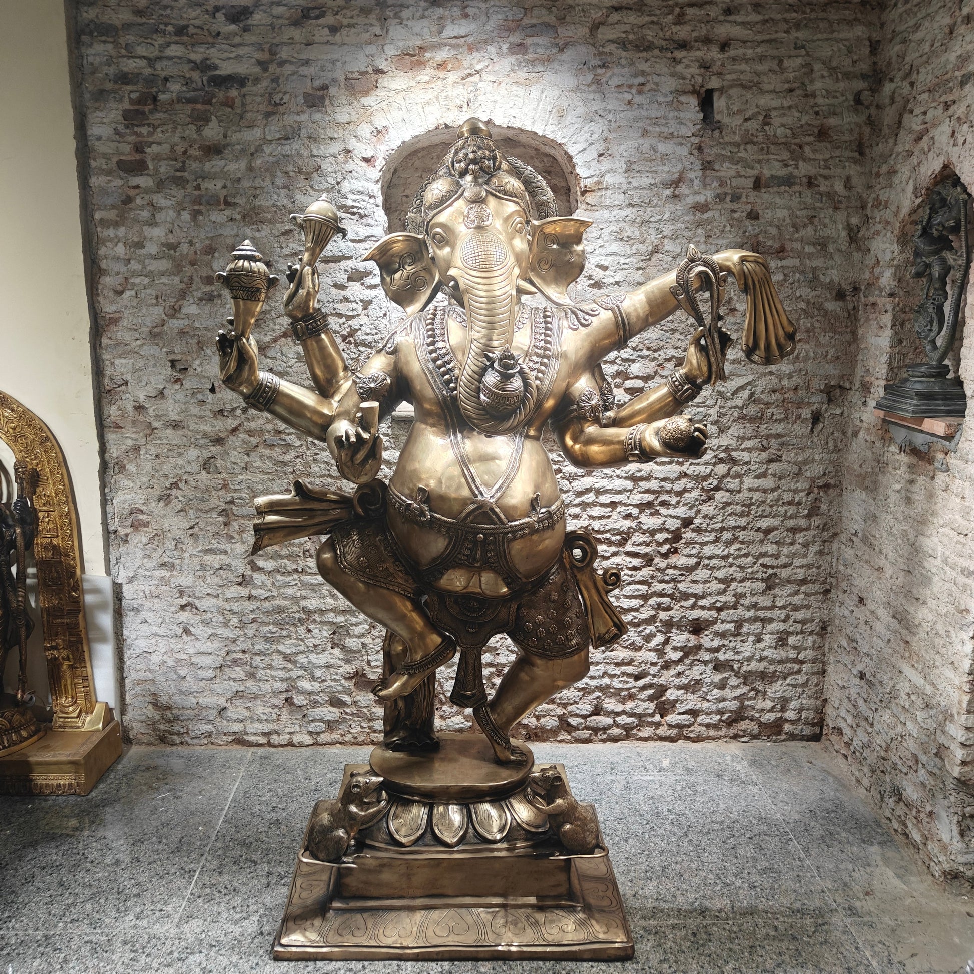Brass Large Dancing Ganesha Statue Antique Finish 82 Inches-2