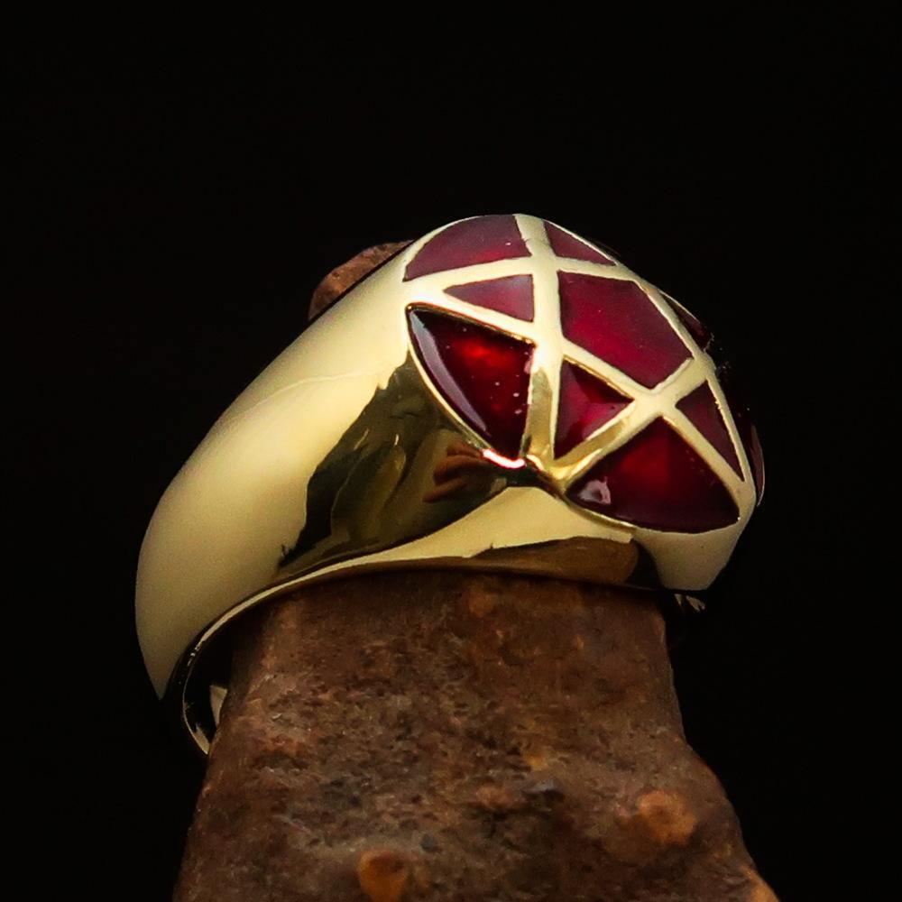 Perfectly domed Men's Solid Line Pentagram Ring Red - Brass