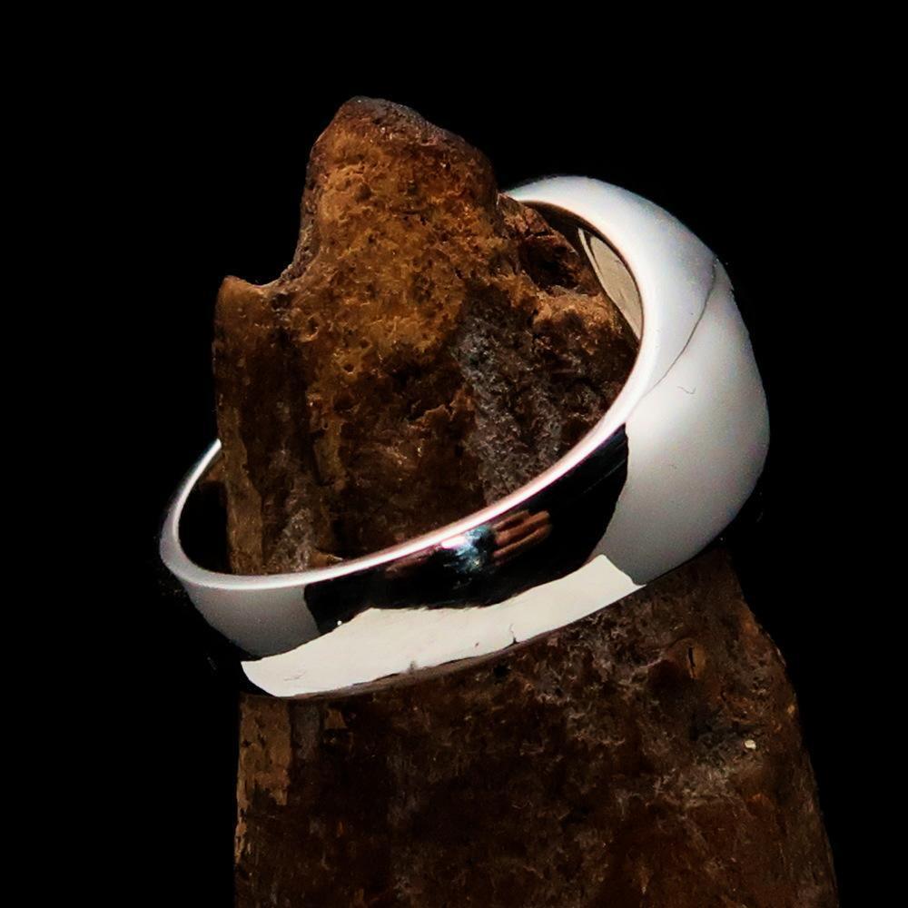 Perfectly domed Men's Solid Line Pentagram Ring Blue - Sterling Silver