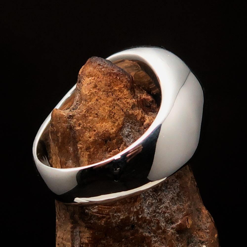 Perfectly crafted Men's Solid Line Pentagram Ring red - Sterling Silver