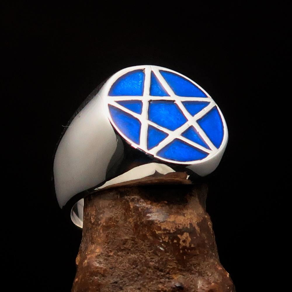 Perfectly crafted Men's Solid Line Pentagram Ring Blue - Sterling Silver
