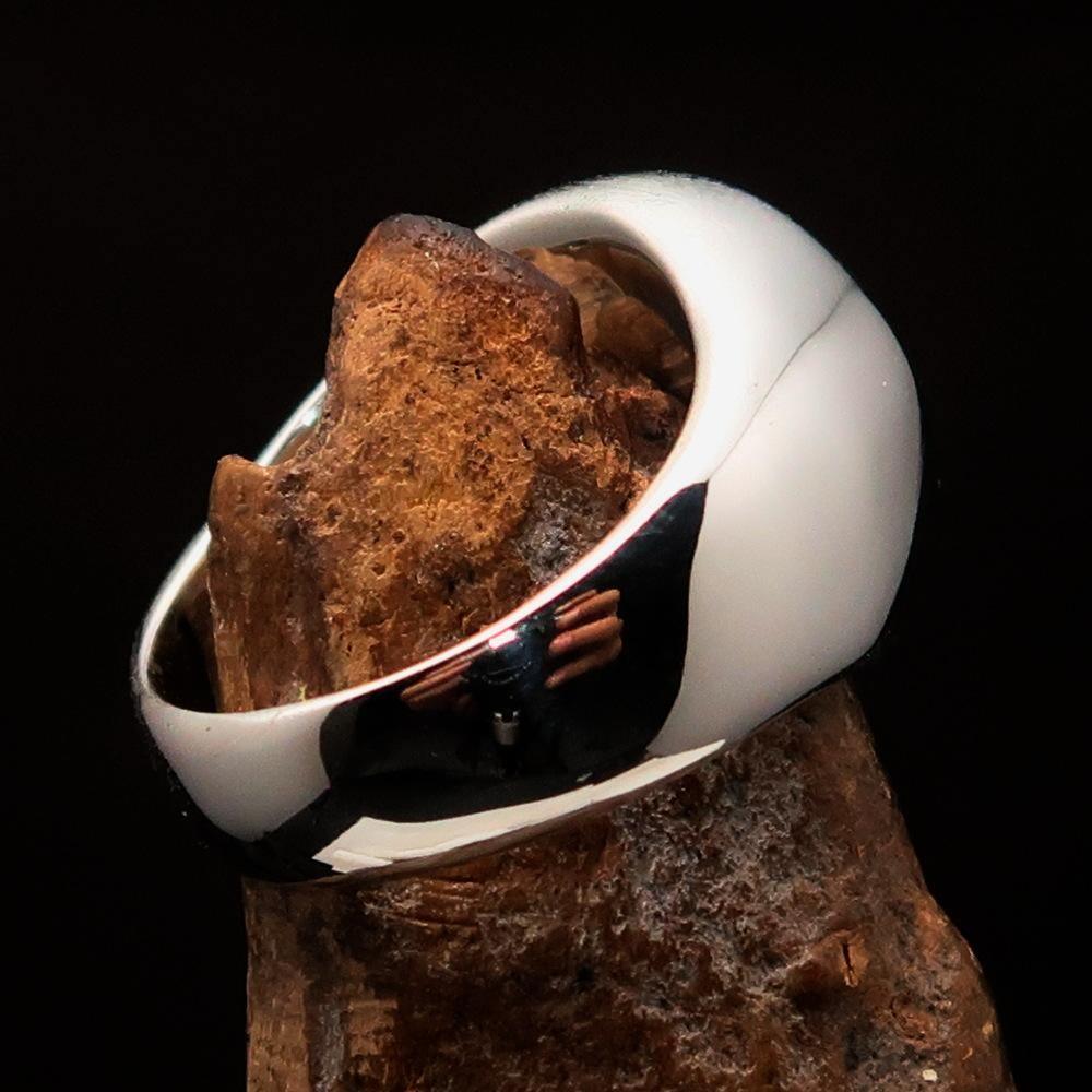 Perfectly crafted Men's Solid Line Pentagram Ring green - Sterling Silver